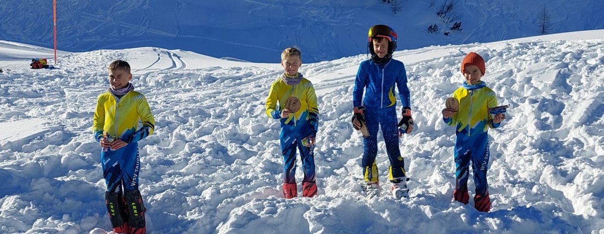 Bezirkscup Skibezirk II: Slalom beim Großseelift!